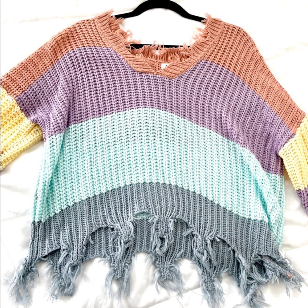 PASTEL SWEATER
